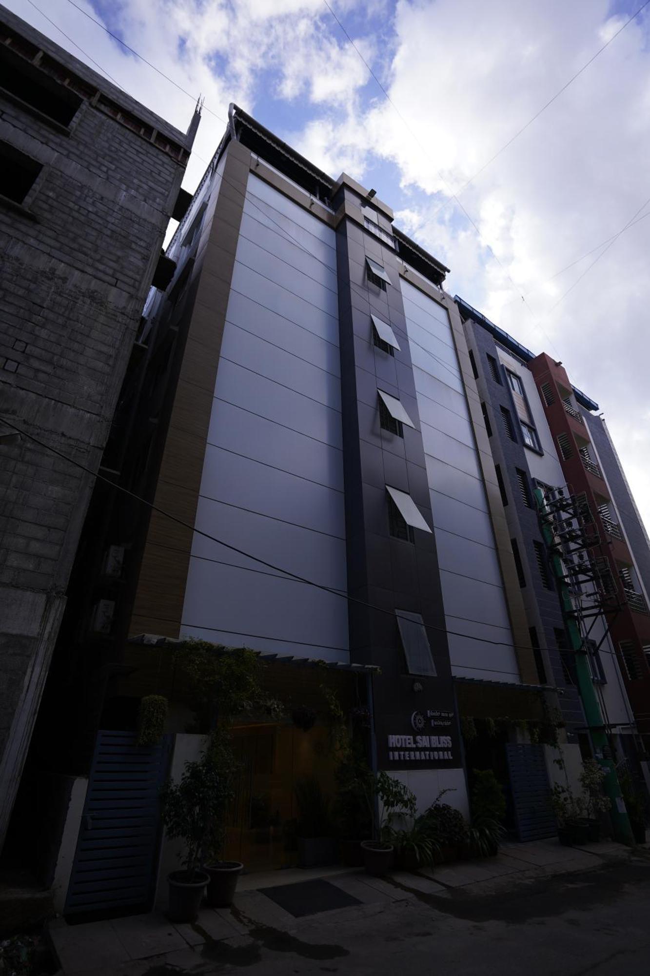 Hotel Sai Bliss Residency, Manyata Tech Park Bangalore Exterior foto